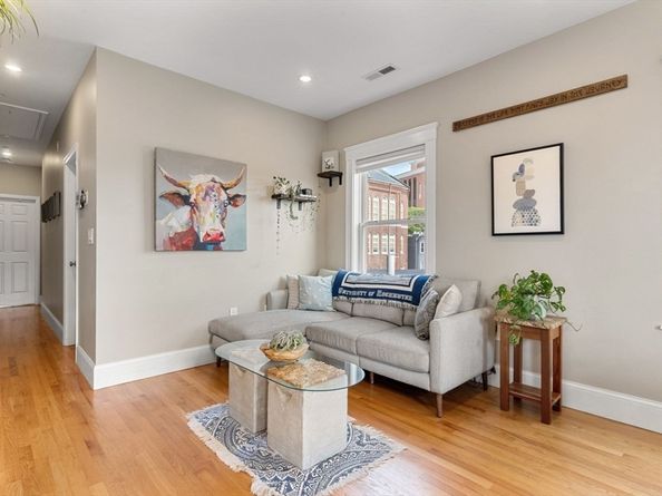 61 Havre St 3, Boston MA 02128
