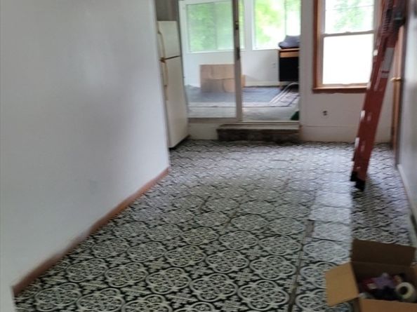 111 Plimpton Street, Southbridge MA 01550