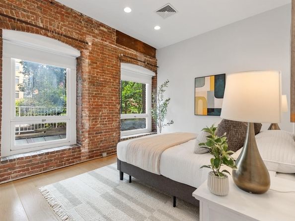 1154 Washington St 3/1A, Boston MA 02118