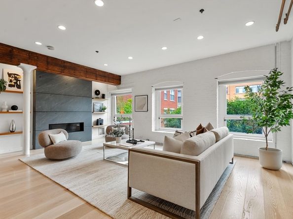 1154 Washington St 3/1A, Boston MA 02118
