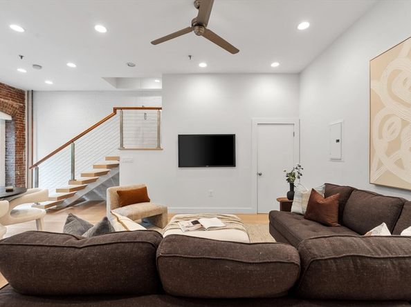 1154 Washington St 3/1A, Boston MA 02118