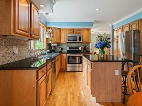 9 Santom St, Auburn MA 01501