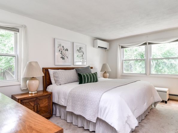 9 Larnis Road, Framingham MA 01701