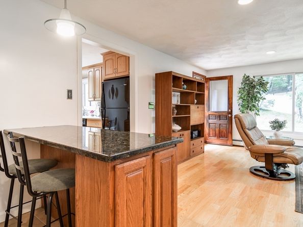 9 Larnis Road, Framingham MA 01701