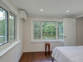 9 Stonecleve Rd, Wellesley MA 02482