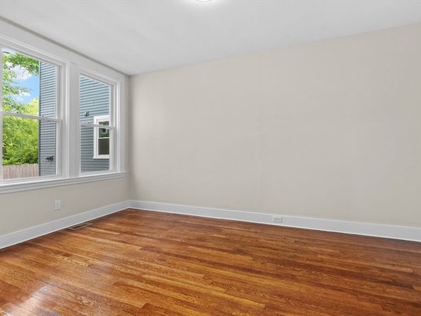 37 George St. 37, Newton MA 02458