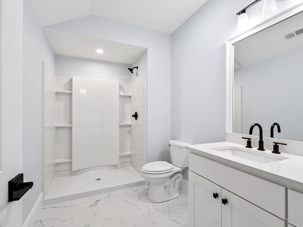 786 Main St, Hudson MA 01749