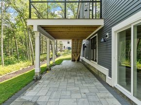 786 Main St, Hudson MA 01749