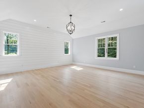 786 Main St, Hudson MA 01749