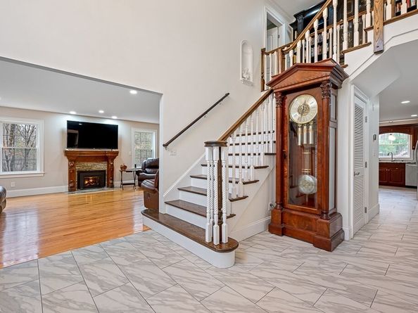 67 Moscow Rd, Holden MA 01522