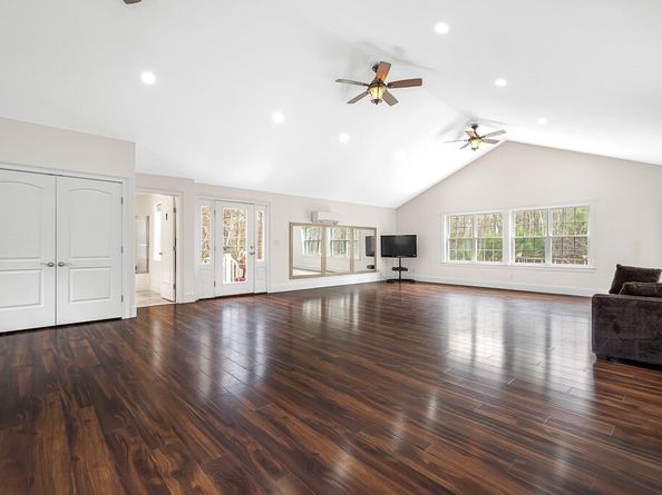 67 Moscow Rd, Holden MA 01522