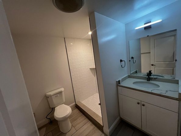 6- Shelby Street 1, Boston MA 02128