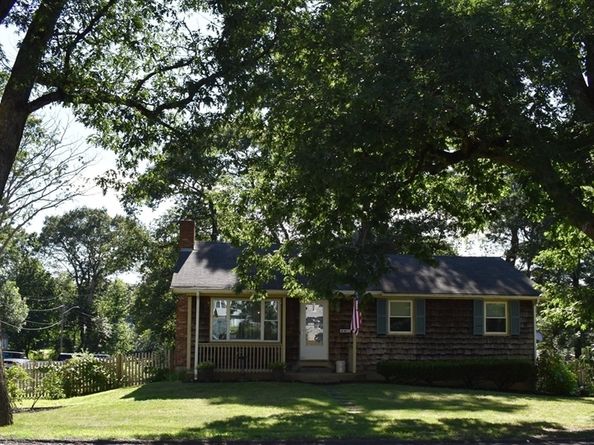 68 Cross St, Brockton MA 02301