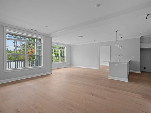 635 Old Post Road 110, Sharon MA 02067