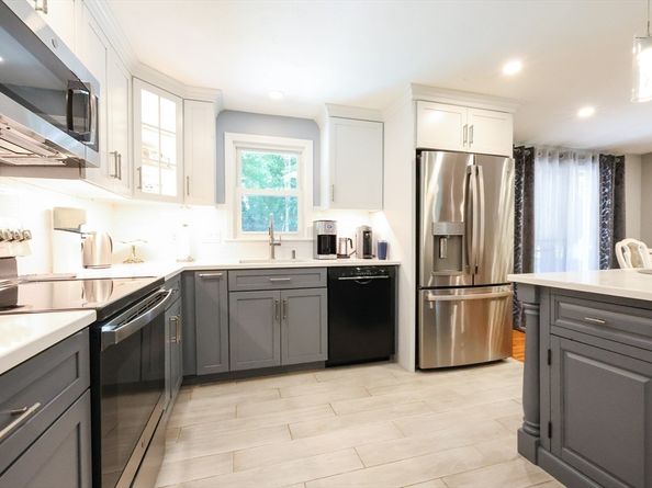 14 Minuteman Way, Shrewsbury MA 01545