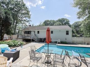 14 Minuteman Way, Shrewsbury MA 01545