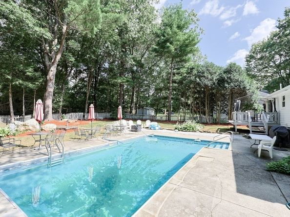14 Minuteman Way, Shrewsbury MA 01545