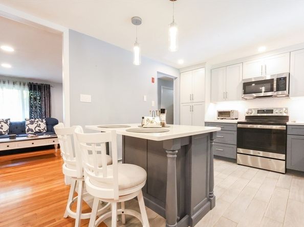 14 Minuteman Way, Shrewsbury MA 01545