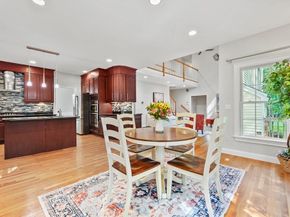118 Colonial Ridge Dr, Boxborough MA 01719