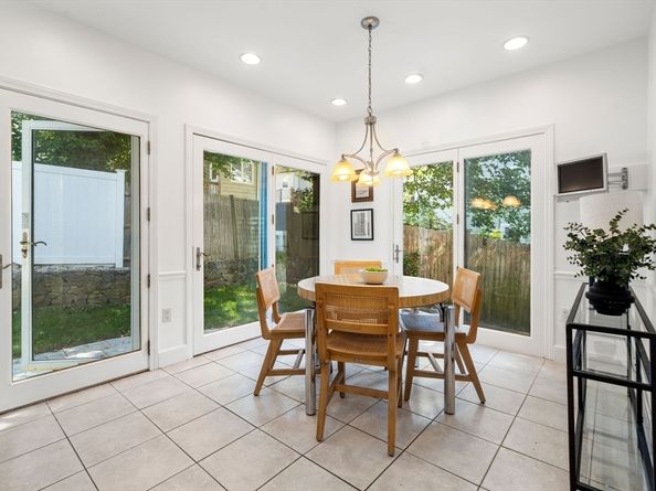 100 Cottage Ave, Winthrop MA 02152