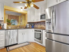 5 Carriage Drive, Chelmsford MA 01824