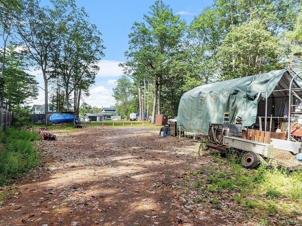 6 Wyman Rd, Ashburnham MA 01430