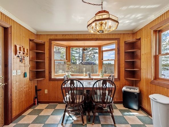 6 Wyman Rd, Ashburnham MA 01430