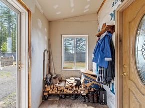 6 Wyman Rd, Ashburnham MA 01430