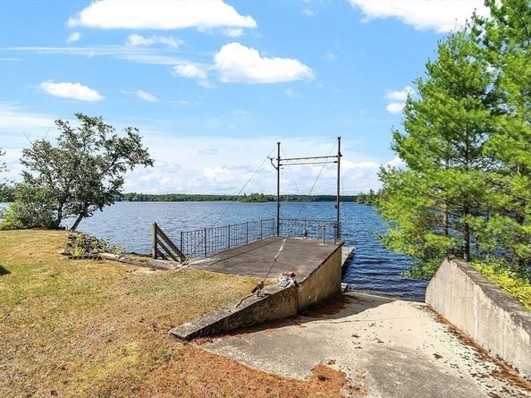 6 Wyman Rd, Ashburnham MA 01430