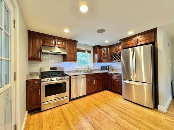 41 Eldred St, Lexington MA 02420