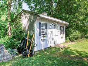 387 W Main St, Millbury MA 01527