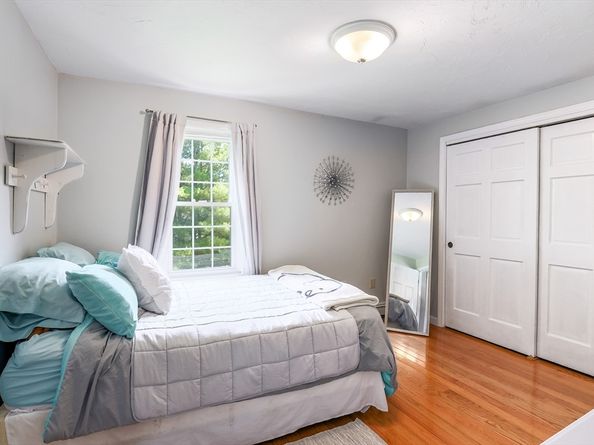 387 W Main St, Millbury MA 01527