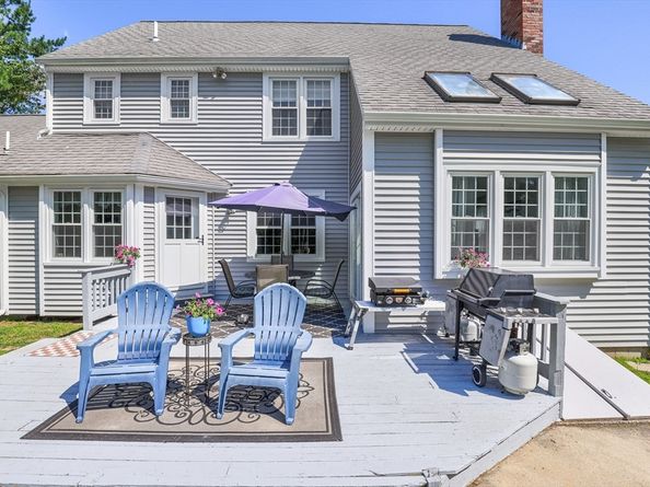 387 W Main St, Millbury MA 01527