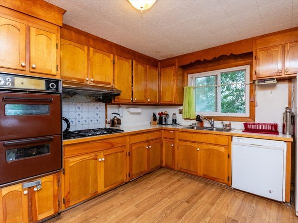 52 Wren St, Boston MA 02132