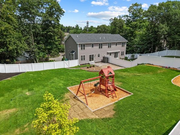 26 Atwood Ave A, Wakefield MA 01880