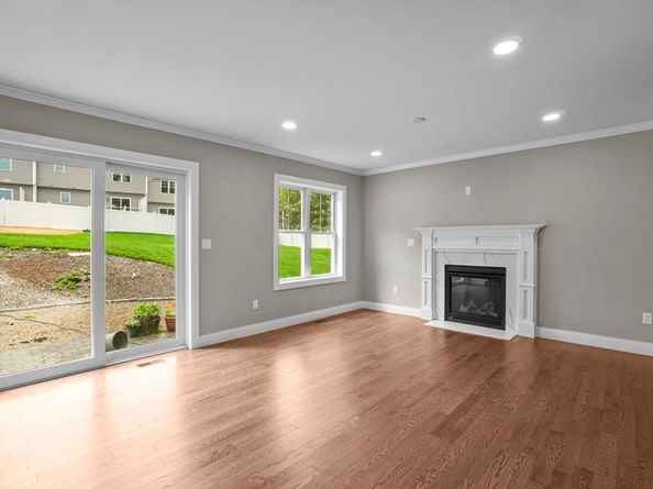 26 Atwood Ave A, Wakefield MA 01880