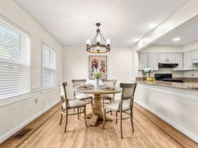 30 Breakwater Cv 30, Chelsea MA 02150