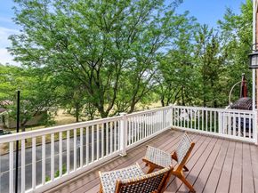 30 Breakwater Cv 30, Chelsea MA 02150