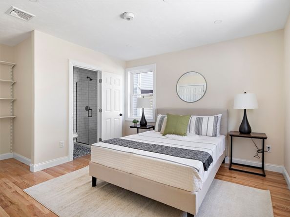 21-23 Thornton St 3, Revere MA 02151