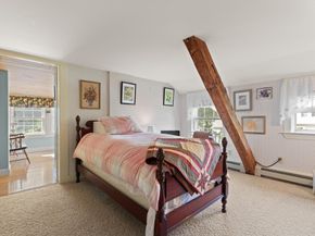 277 School St, Whitman MA 02382