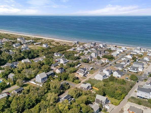 81 Constellation Rd, Marshfield MA 02050