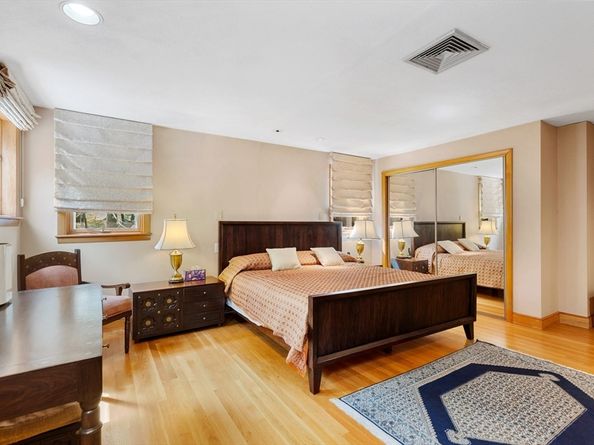 6 Maureen Rd, Lexington MA 02420
