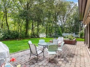 6 Maureen Rd, Lexington MA 02420