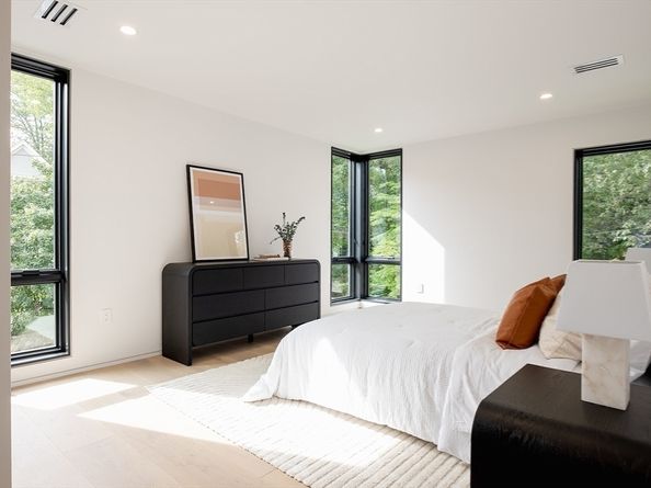 95 Deerfield Road, Needham MA 02492