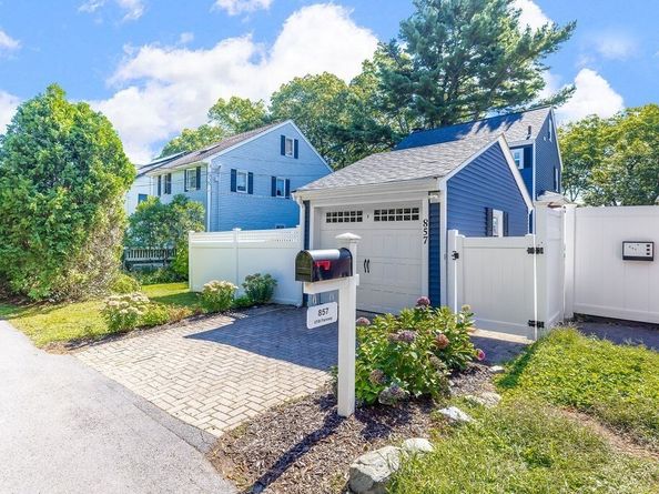 857 Vfw Parkway, Boston MA 02132