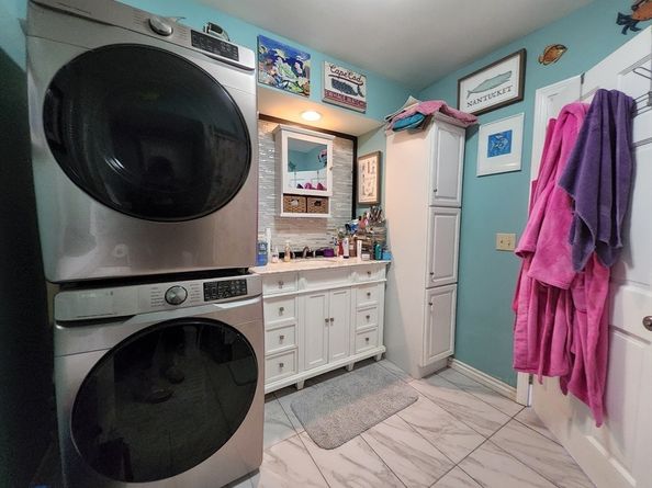 13 Tanner Rd, Webster MA 01570