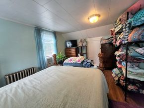 13 Tanner Rd, Webster MA 01570