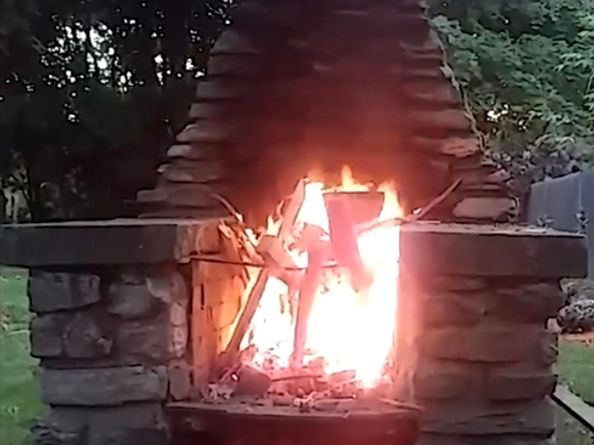 13 Tanner Rd, Webster MA 01570