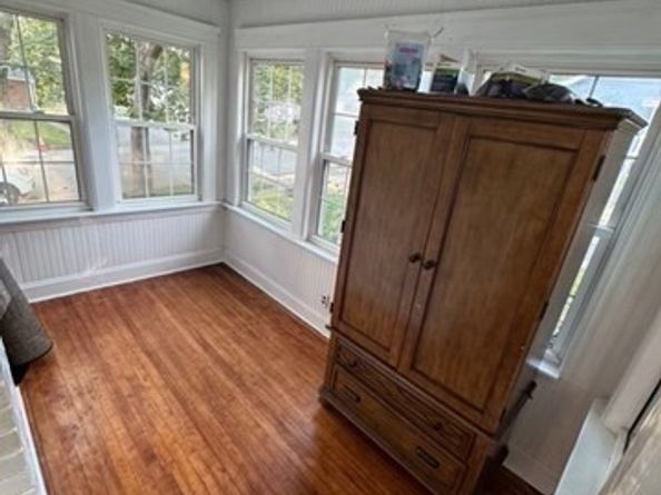 91 Standish St, Worcester MA 01604