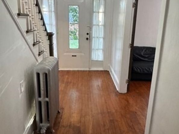 91 Standish St, Worcester MA 01604